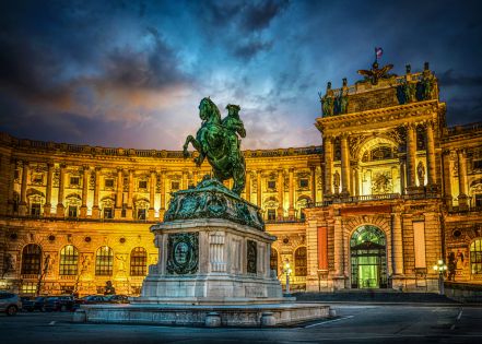  Екскурзия до Виена със самолет - черен петък