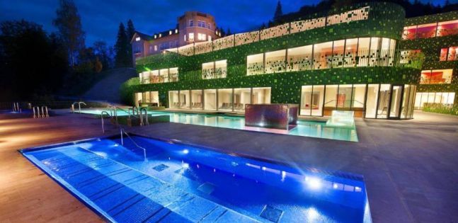 Настаняване в хотел 3*