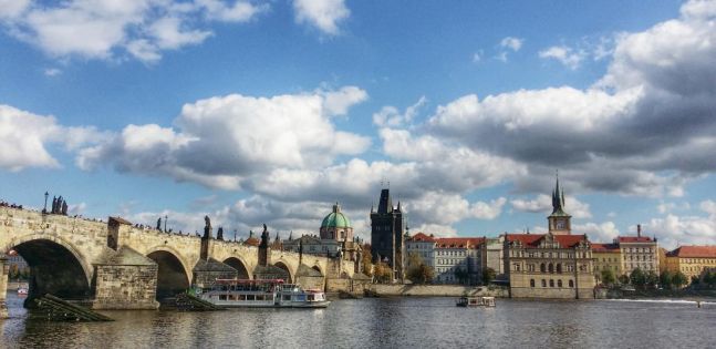 Настаняване в хотел 2 и 3 звезди