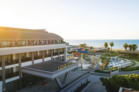 LUNA VISTA BELEK (Ex. CLOVER MAGIC SEAGATE)